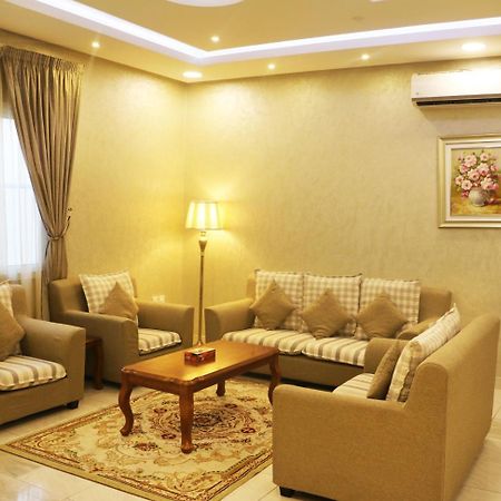Ejaz Hotel Apartments Эр-Рияд Экстерьер фото